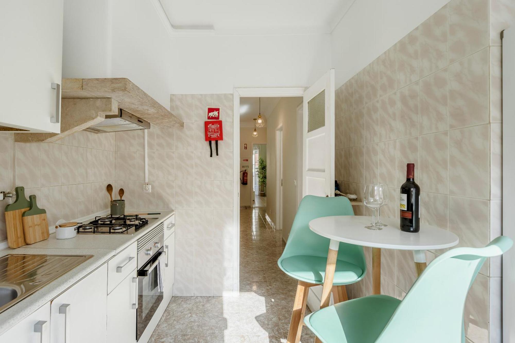 Boho Chic 2 Bedroom Gem 10 Min From Dowtown Free Parking Amadora Exteriör bild